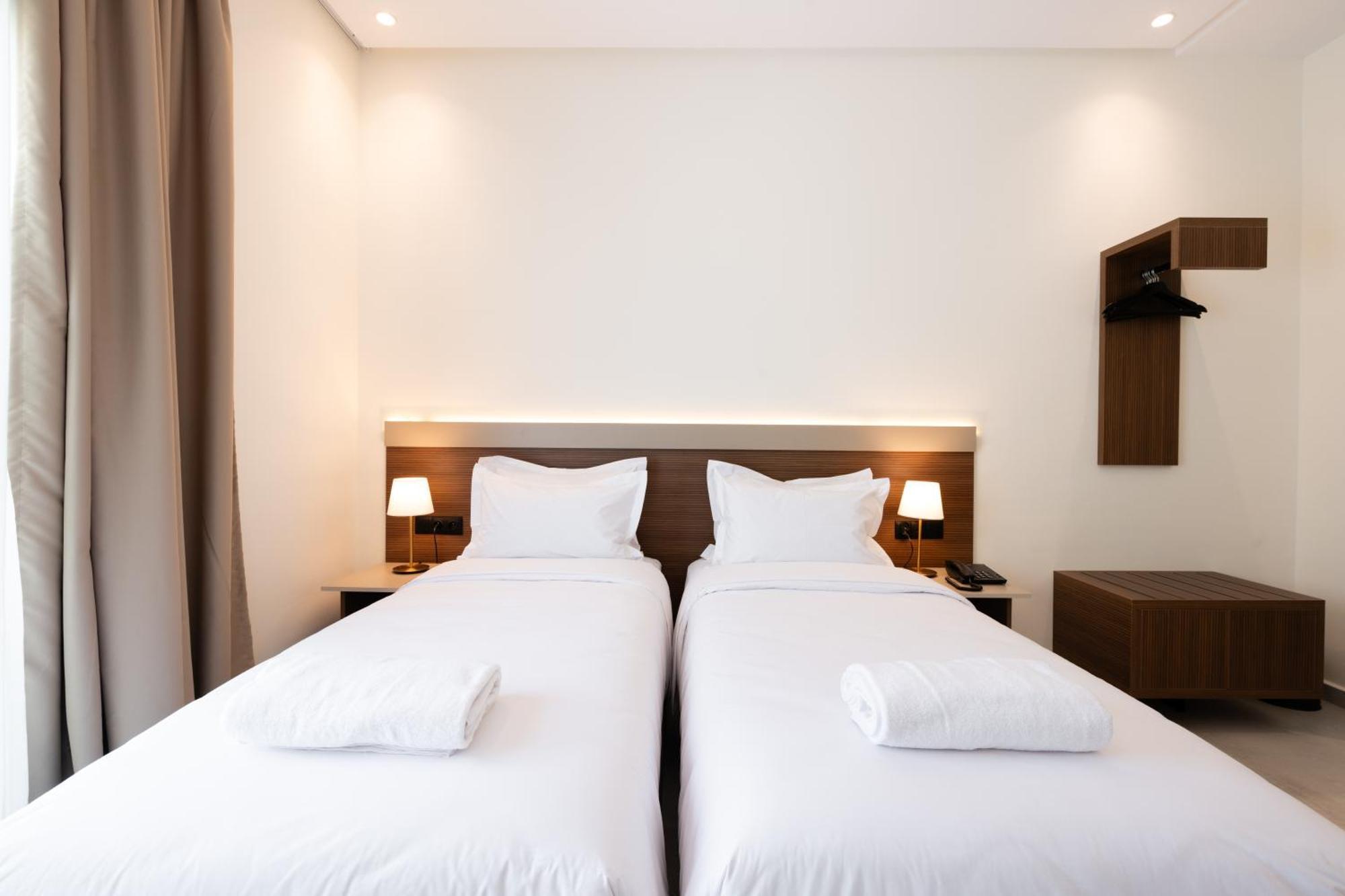 Hotel El Toro Tanger Екстериор снимка
